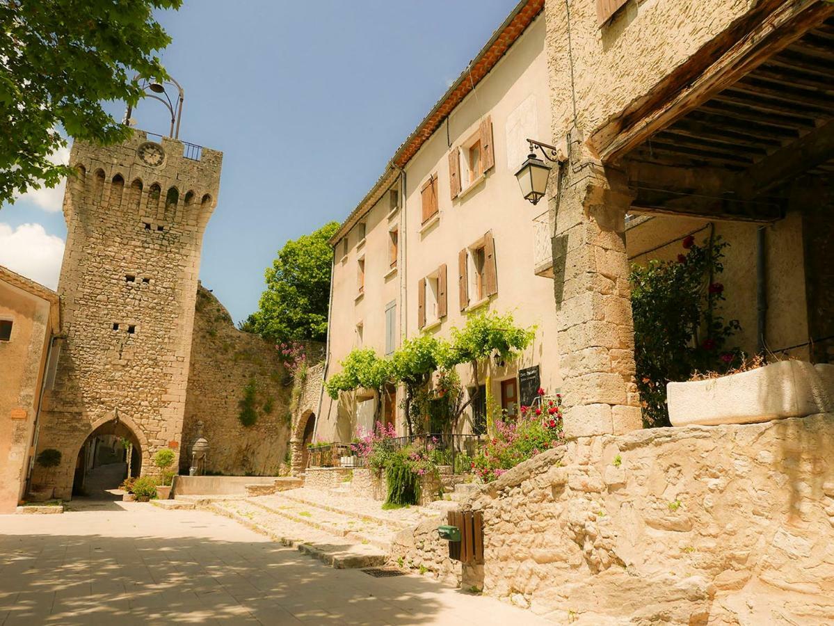 Chateau Des Gipieres Bij De Mont Ventoux 몽트브륀-레-뱅 외부 사진